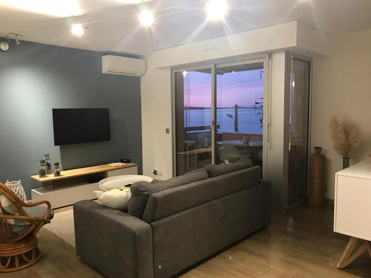 Magnifique Appartement Pied Dans L'Eau Кан Екстериор снимка