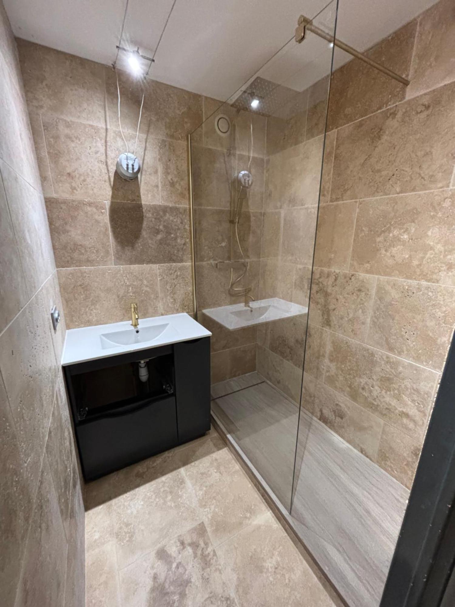 Magnifique Appartement Pied Dans L'Eau Кан Екстериор снимка